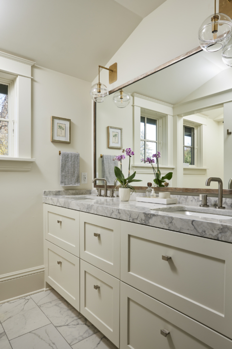 bathroom vanity